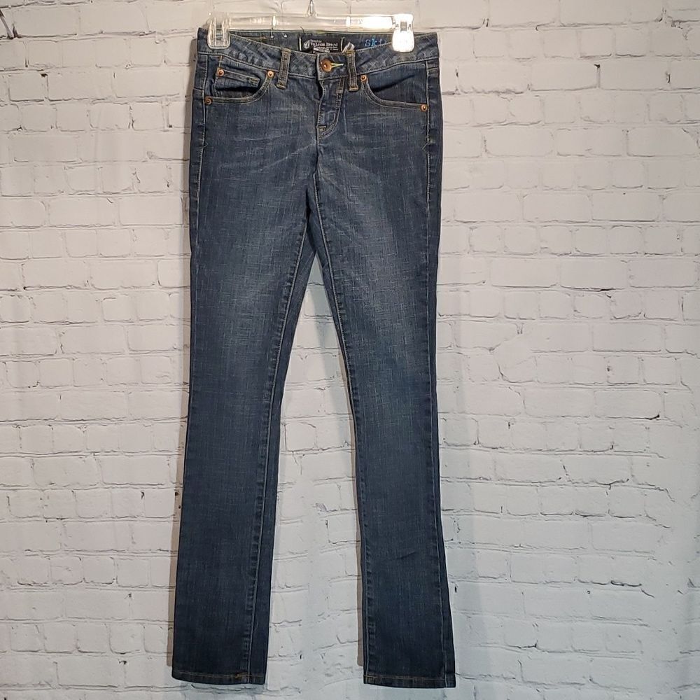 Volcom skinny low rise jeans